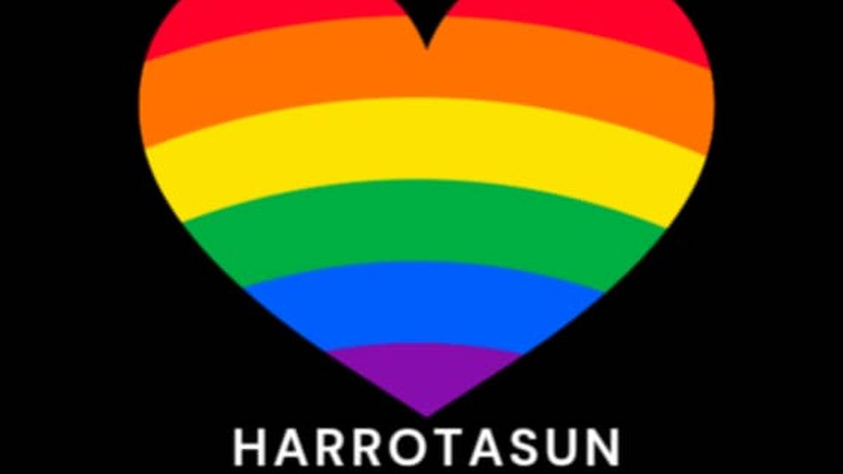 Harrotasun kritikoaren magia