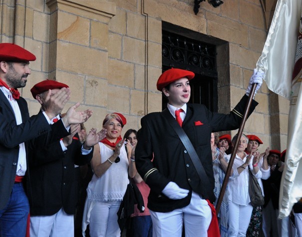Irungo udal gobernukide batek emango dio hiriko bandera Alarde Publikoari aurreneko aldiz historian