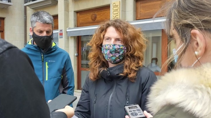 Zaintza erdigunean jartzeko gogoeta feminismotik egitera gonbidatzen gaitu BDS Koop-ek