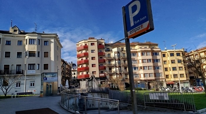 Kontsumoa suspertzeko merke aparkatzeko kanpaina errepikatuko dute Irunen irailean