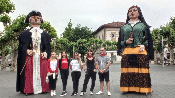 Irungo Atsegiñako erraldoiak izango dira San Pedro eta San Martzial jaietako aparteko protagonistak