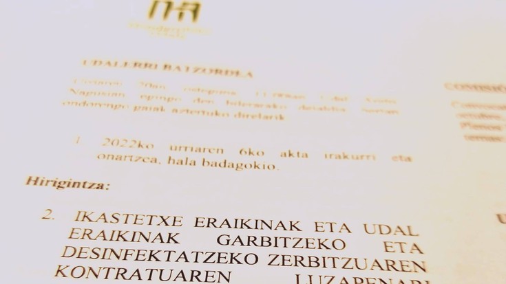 Garbitzaileen gatazkaren korapiloa askatu beharrean, gehiago estutuko duen erabakia salatu du Abotsanitzek