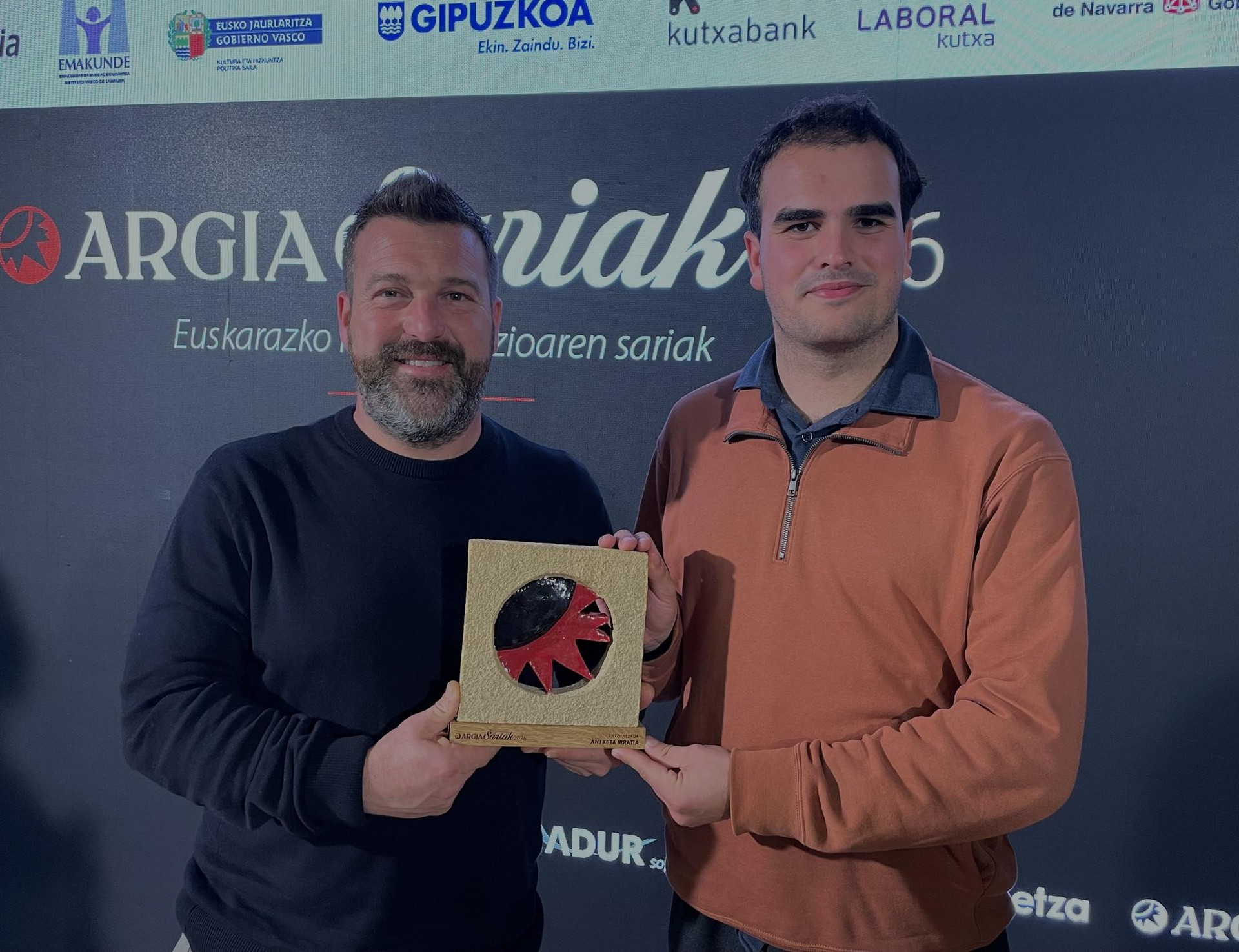Entzunezko Argia Saria irabazi du Antxeta Irratiak, Irungo auzo patruilez egindako ikerketagatik