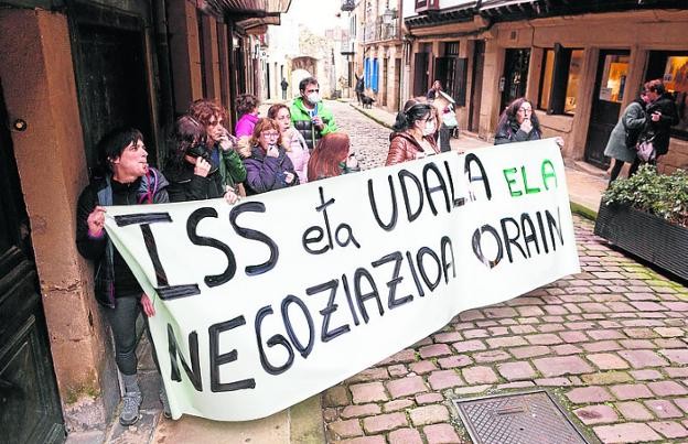 Talaiako gurasoek mobilizatzera joko dute Hondarribiko Udalak garbiketa zerbitzua segurtatzen ez duen bitartean
