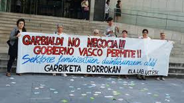 Zortzi  hilabetez mobilizatzen eta negoziaketarik ez 
