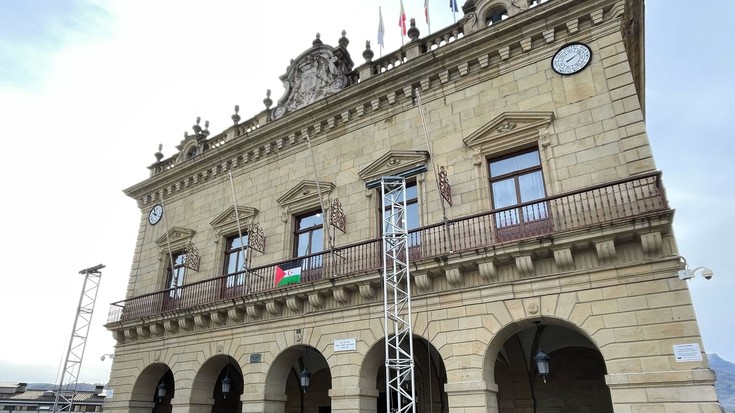 Saharar herriaren aldeko keinua izan du gaur Irungo Udalak aspaldiko partez