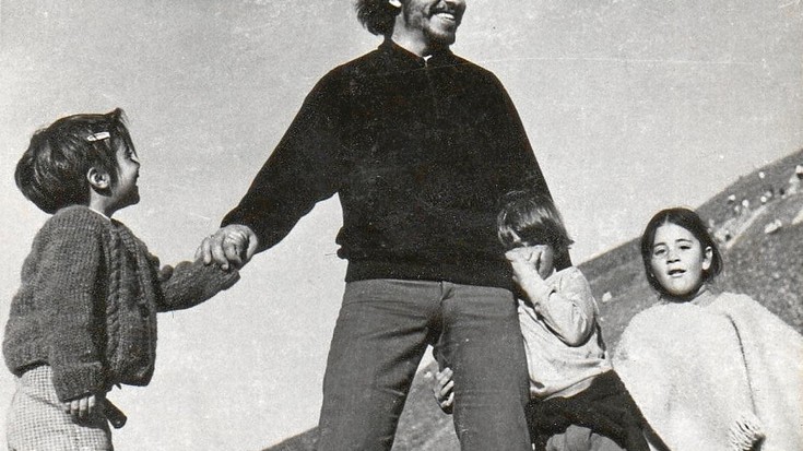 Lau Airetara - Víctor Jararen erailketaren 53. urteurrena