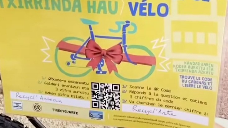 Balaztak eta Recyclartek 21 bizikleta kalean lotuak utziko dituzte opari gisa