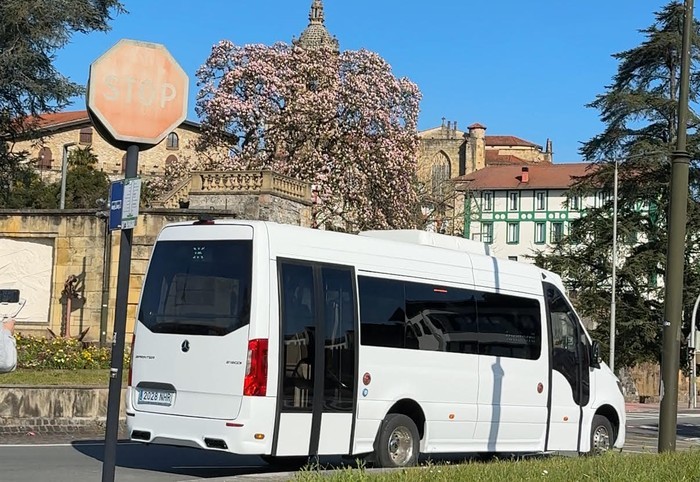 Hondarribiko jaietan hiribusaren ordutegiak indartzea proposatu du EAJ-PNVk