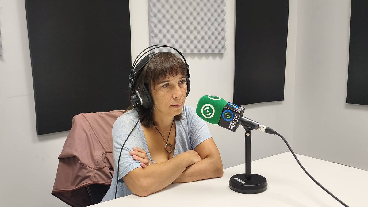 Idoia Kastezubi: «Ez da kapritxo bat, gure seme-alabek menpekotasun handia dute eta haien osasuna dago jokoan»