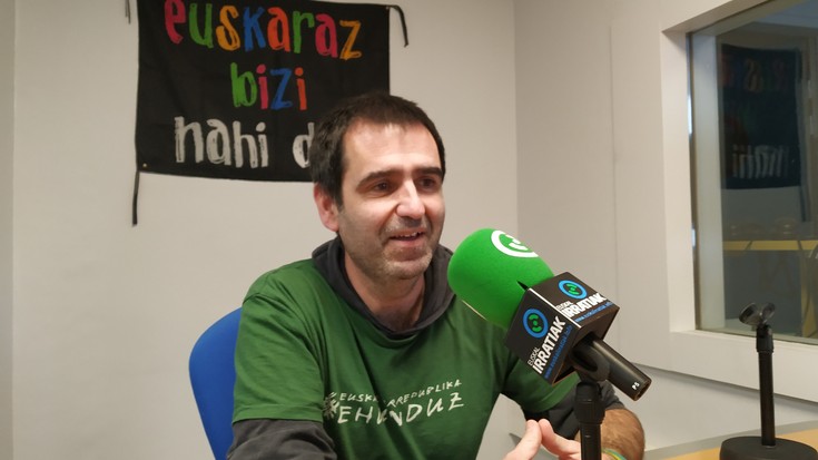 "Euskaraz bizi nahi duen herri libre bat" aldarrikatzen duen kutxa hilaren 20ean helduko da Irunera