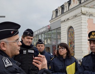 6.000 lagun kontrolatu ditu poliziak mugan martxotik urrira indarrean ezarritako Force Frontières operazioan