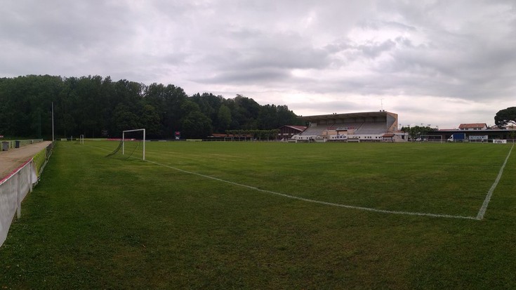 Etxarritarrek garaitu dute presoen sustengurako futbol 7 lehiaketa 