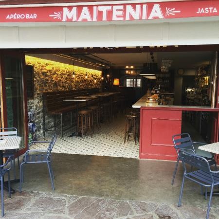 Ziburuko Maitenia ostatuak egitaraua lotu du Bixintxoetarako