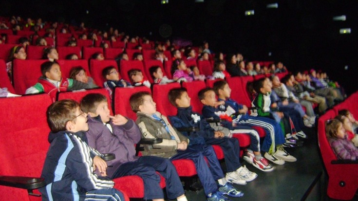 Haurrentzako 'Zinema Euskaraz' eskaintza bikoiztu eta helduentzako ere dohainik programatuko dute Irunen