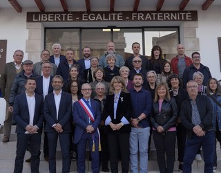 Hendaiako auzapeza eta kontseilari berriak instalatu dira hauteskundeen ondotik