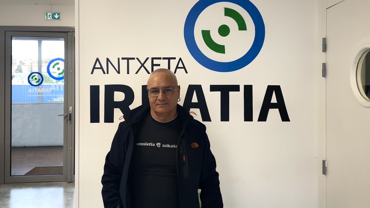 Pello Alcantarilla: «Jendeak ez daki Estatuak zein min egin duen; errelatoa egiten bada, osorik egin behar da»