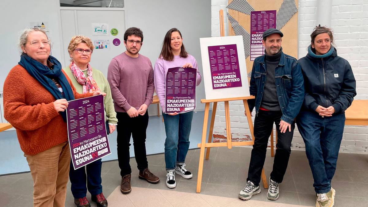 Martxoaren 8a Hondarribian iragarriko duen kartelaren bila dabil Emeki