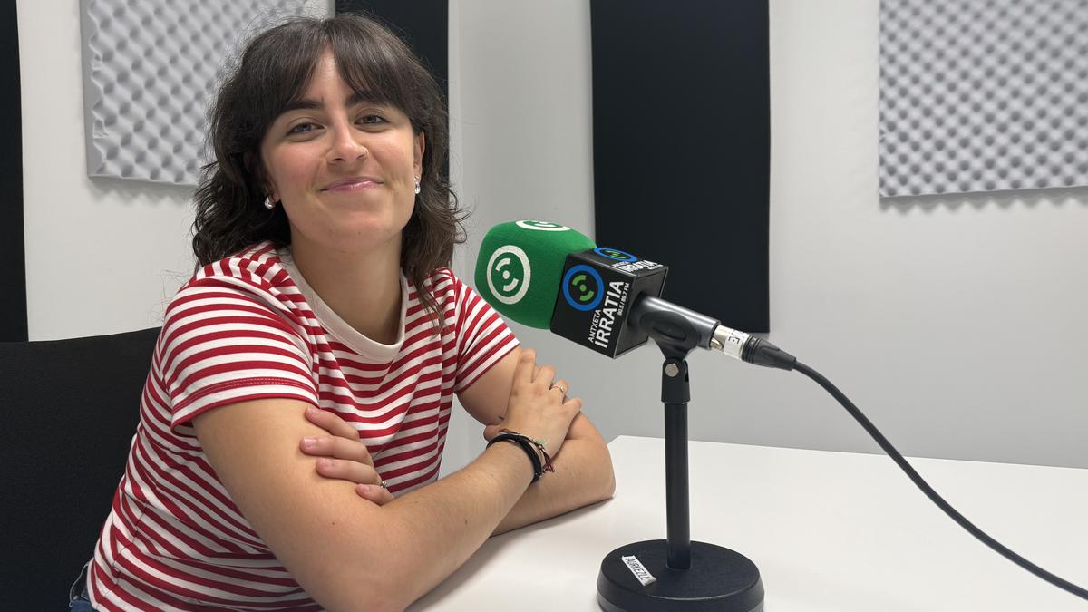 Prest dira Beran bestei hasiera emateko