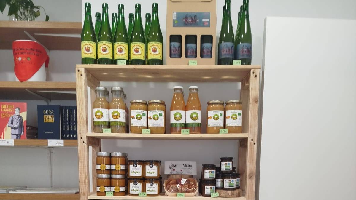 Berako turismo bulegoan eskualdeko ekoizleen produktuak erosteko aukera izanen da