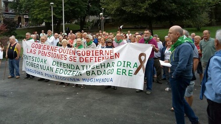 Pentsionistek «itxialdi eta gose greba» egingo dute 1.080 euroko pentsio minimoa aldarrikatzeko