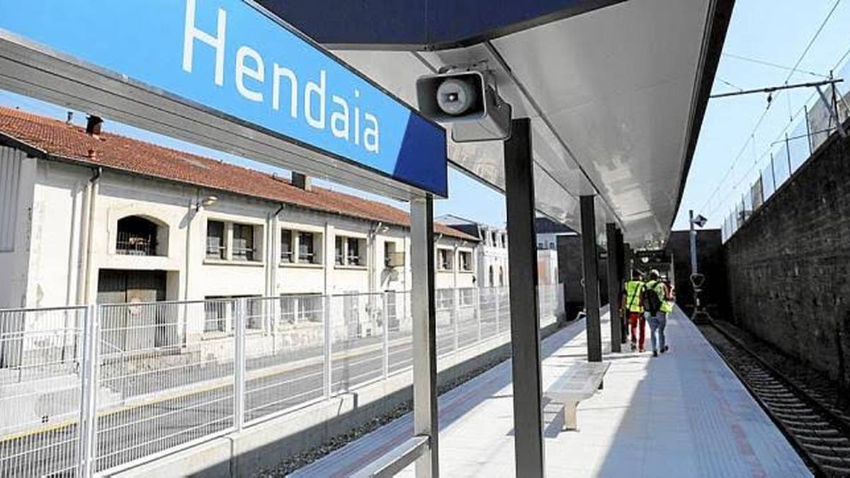 Urtarrilaren 28tik aurrera Euskotreneko Bidasoaldeko erabiltzaileek kontrako nasatik sartu beharko dute trenera