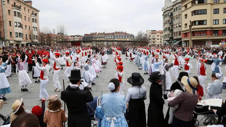 Iñudeen eta Artzainen konpartsarik goiztiarrena prestatzeko lehen bilera urtarrilaren 11n