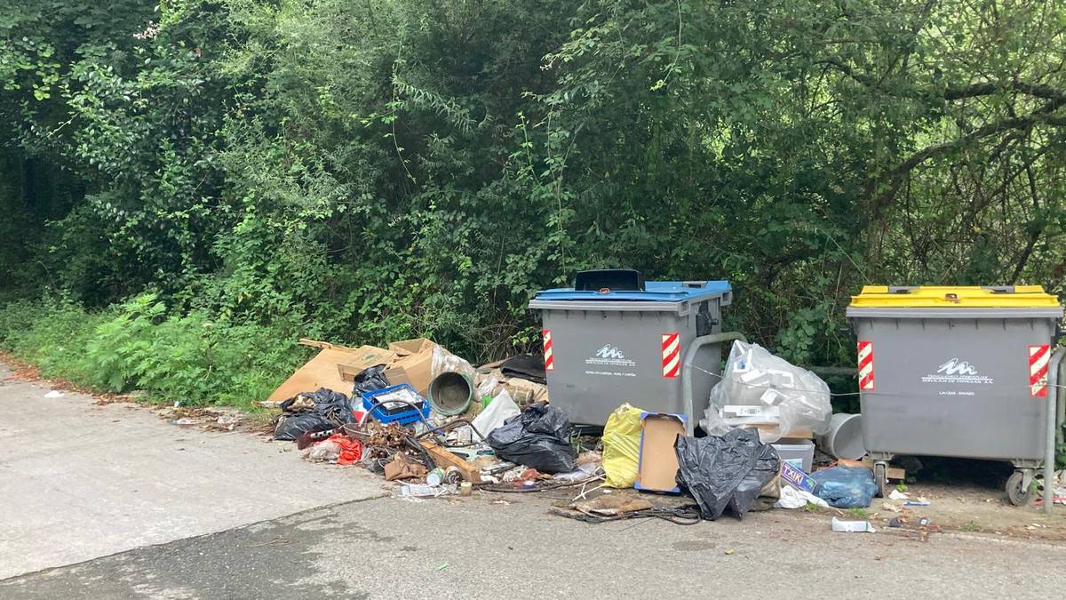 Hondarribiko landa eremuetan zaborren eta tamaina handiko hondakinen arazoa salatu du EAJ-PNVk