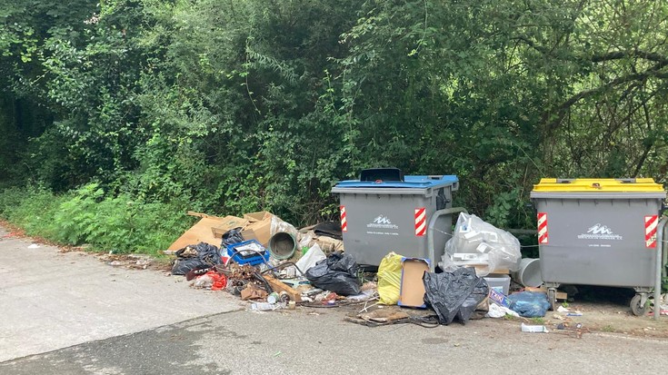 Hondarribiko landa eremuetan zaborren eta tamaina handiko hondakinen arazoa salatu du EAJ-PNVk