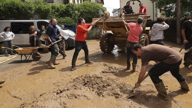 Lau milioi euro baino gehiagoko kalte materialak eragin ditu uholdeak Bortzirietan