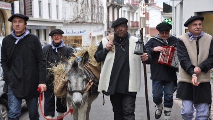 Olentzero iritsi da Hendaiara