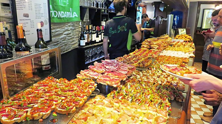 Urtetan izandako parte hartzerik apalenarekin abiatzen da Hondarribiko Erdi Aroko Pintxo Lehiaketa