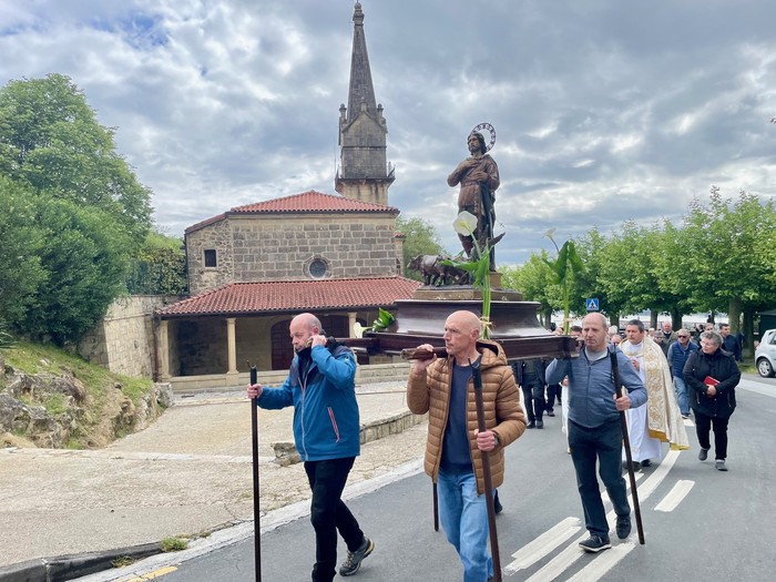 Zelaiak bedeinkatu eta nekazarien eguna ospatuko dute bihar Guadalupen