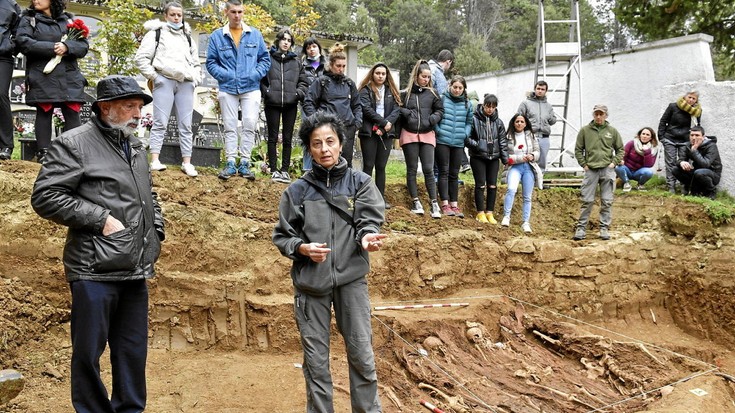 Paco Etxeberriak eta Lourdes Herrastik Pikoketako fusilamenduak argitzeko lanetaz hitzaldia emango dute ostiralean