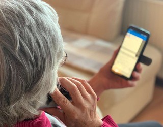 Pertsona helduen eskubide digitalak