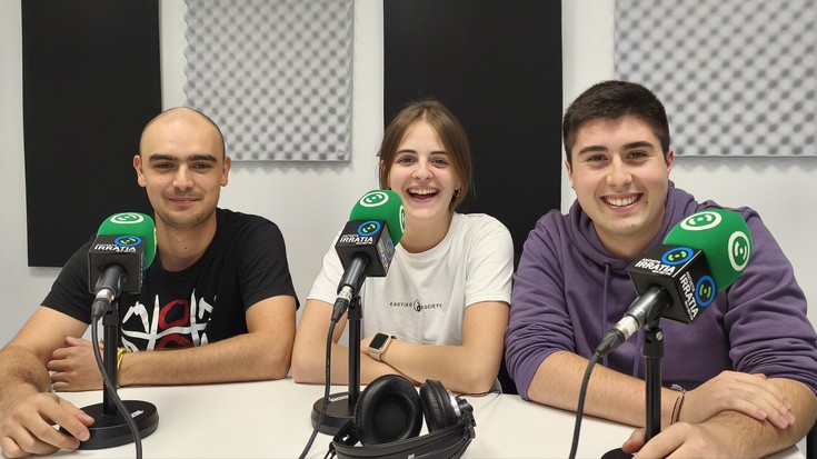 «Oparien idealizazioa alboratu eta gauza garrantzitsuagoak daudela iradoki nahi dugu 'Oparirik gabeko gabonak?' ikusgarriarekin»