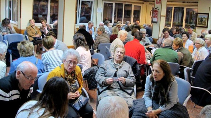 Martxan da etxez etxeko laguntza zerbitzu berrituaren berri emateko hitzaldi sorta 
