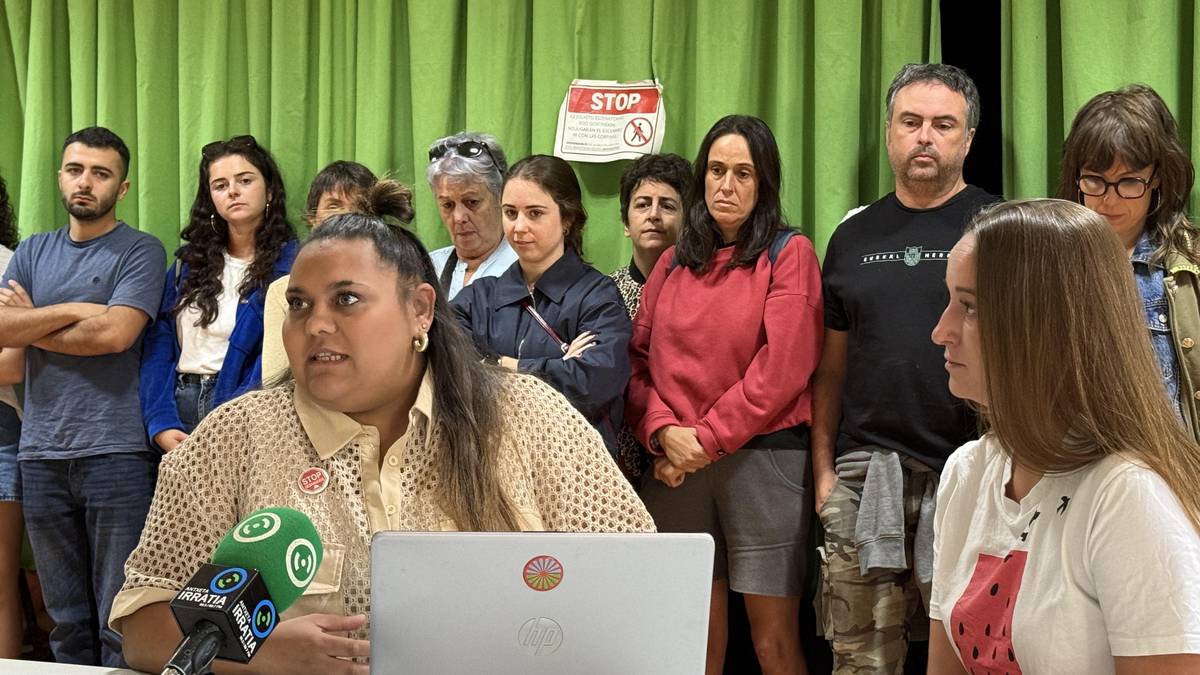 Palmira Dual: «Ez dugu gurasoak etxebizitza horretan mugagabe geratzea eskatzen, alternatiba duin bat aurkitzeko denbora baizik»
