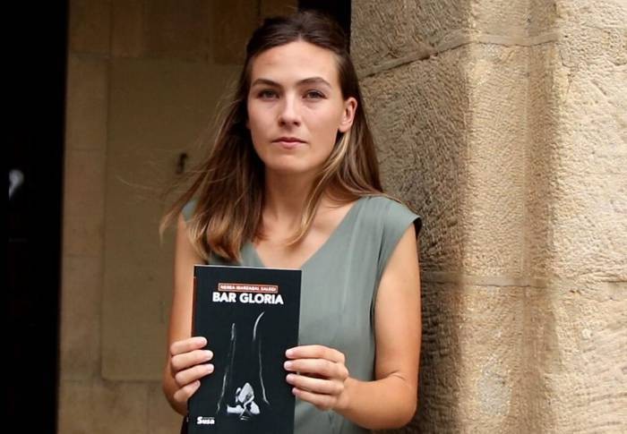 Nerea Ibarzabalen `Bar Gloria´ liburuaren inguruko solasaldia eginen dute bihar Erratzun