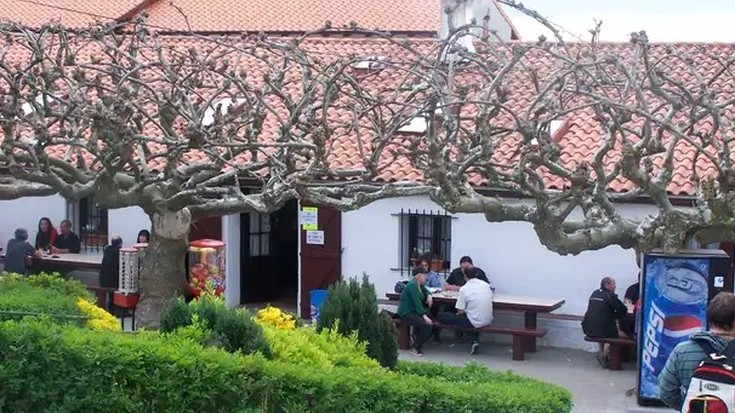 Guadalupe atondu eta ostalaritza zerbitzua berreskuratzea proposatu du EAJk