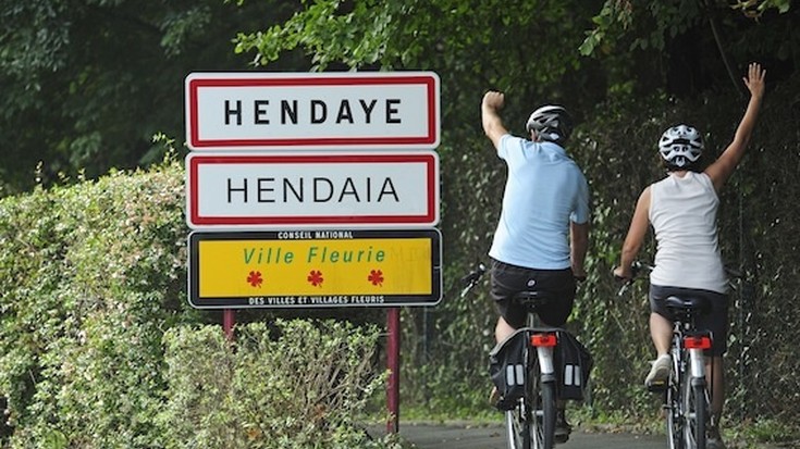 Hendaiako herriak bizikletendako urratsak ematen jarraitzen du mugikortasun eztiaren alde