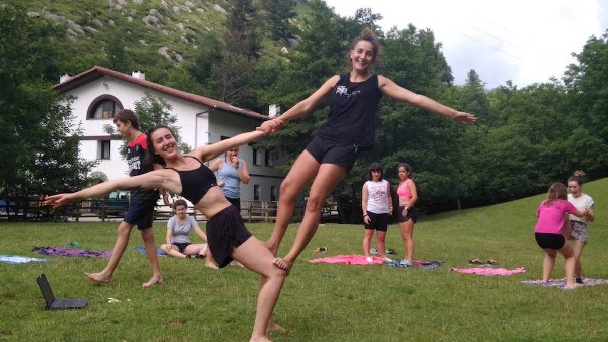Euskararen kontzientzia pizteko SALTO! udalekuak proposatzen ditu UEMAk