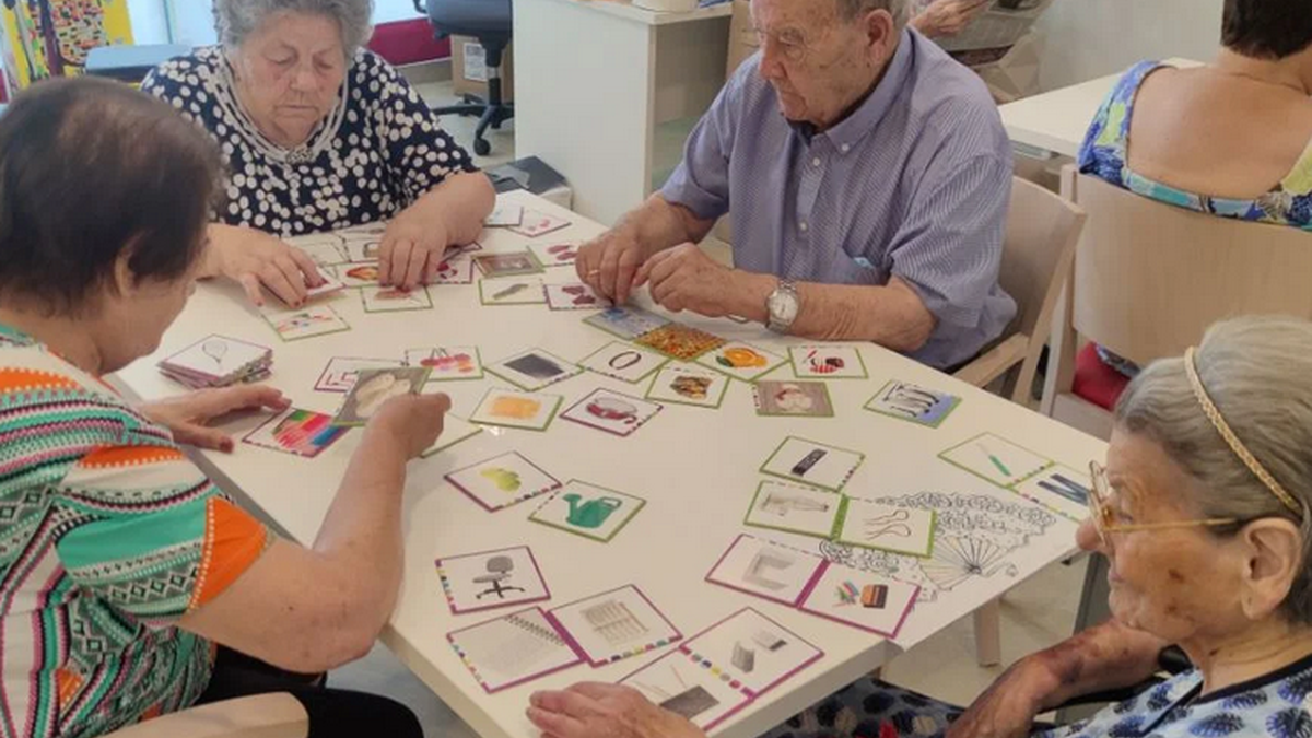 Pazko Astearekin batera, Irungo adinekoentzako espazioetan apirileko jarduerei hasiera emango zaie
