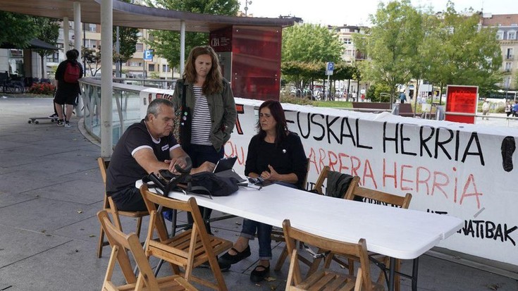 Kontigentzia Plana indartu arren, zenbait migrante kalegorrian jarraituko dutela salatu du Harrera Sareak