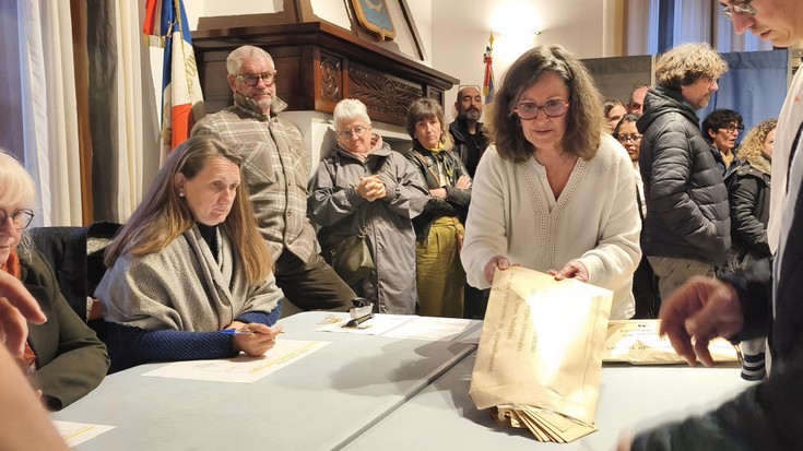 Irailaren 27an bi zerrenden artean hautatu beharko dute biriatuarrek berriz