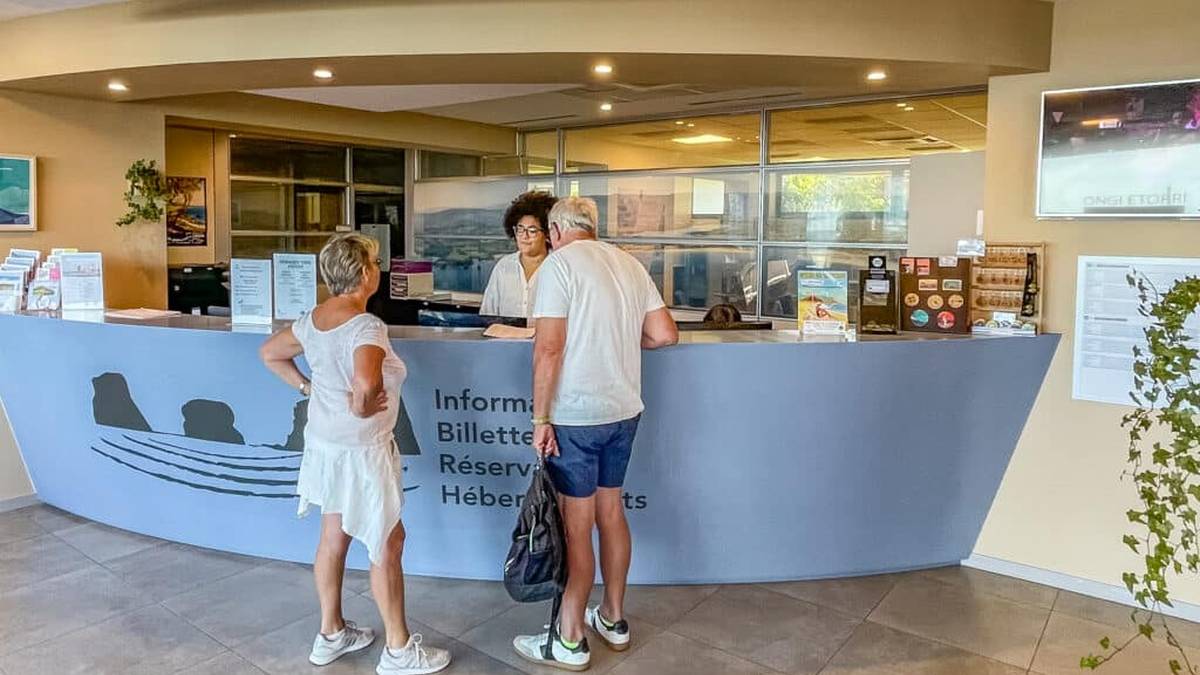 Apartamendu turistikoei neurria hartzen hasita, bisitarien kopurua %16 bat apaldu da Hendaian