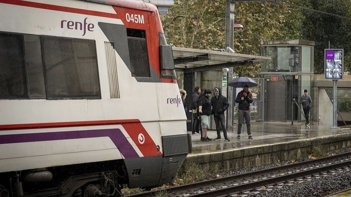 Hiru eguneko greba hasi dute trenetako langileek segurtasun gehiago exijitzeko