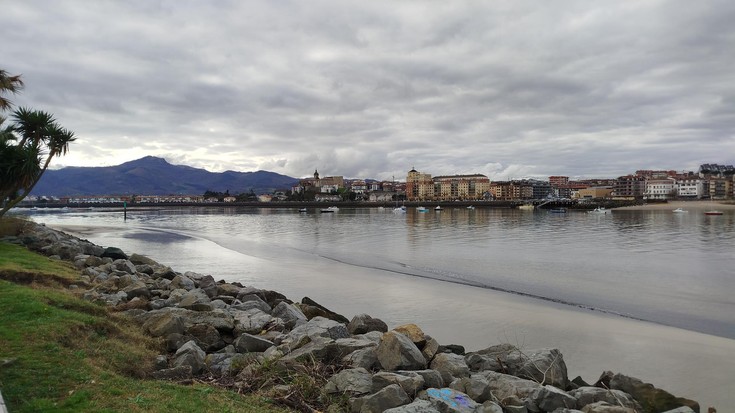 Txingudiko badiaren Hendaiako aldea dragatzeko bigarren fasea otsailean hasiko dute