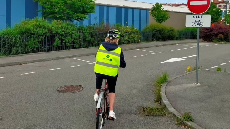 Hendaiako hiri osoa "30 Eremua" da ofizialki txirrindularien faboretan