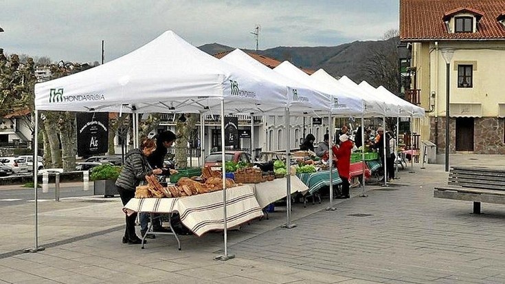 HAPOa onartu arte baserritarrek aroaren baitan jarraitu beharko dute azoka egunetan